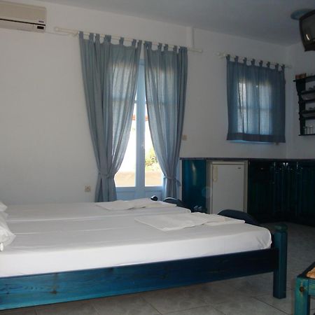 Blue & Sea Studios Apartments Drios Exterior photo