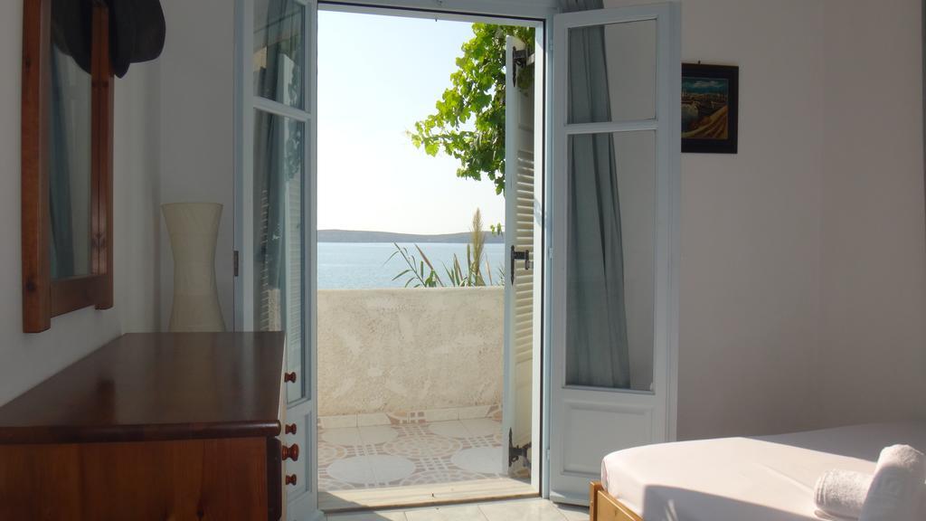 Blue & Sea Studios Apartments Drios Exterior photo