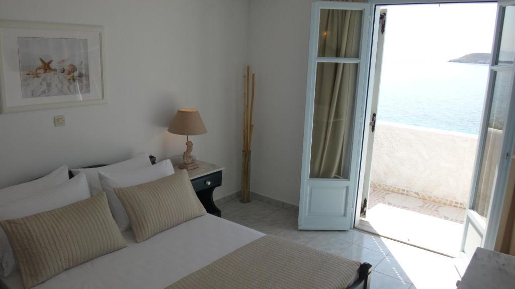 Blue & Sea Studios Apartments Drios Exterior photo